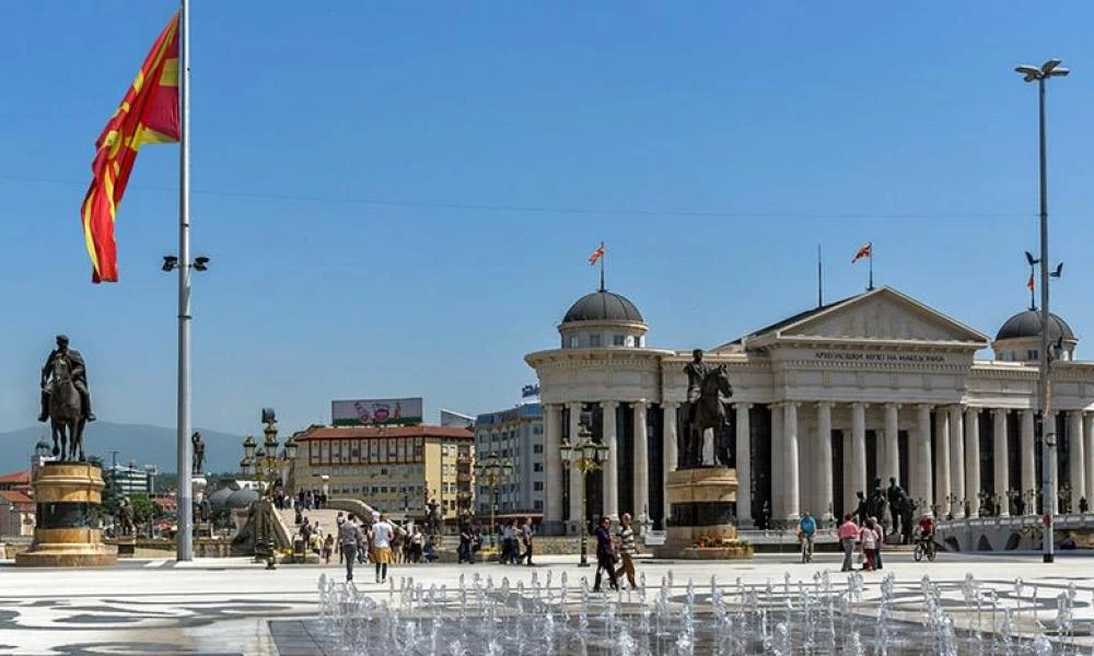 Σκόπια: Θρίλερ δείχνουν οι δημοσκοπήσεις λίγα 24ωρα πριν από τις κάλπες